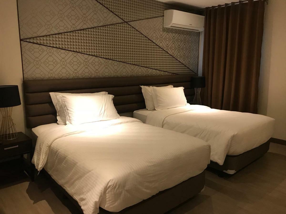 MAXX Hotel Ortigas Pasig City Exterior foto